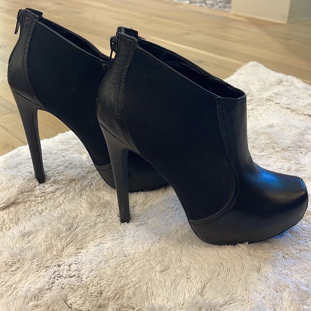 Jessica Simpson ultra high stiletto booties. Size 8.